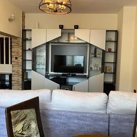 Apartment Center: Luxe/cozy Varna