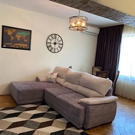 Apartment Center: Luxe/cozy Varna